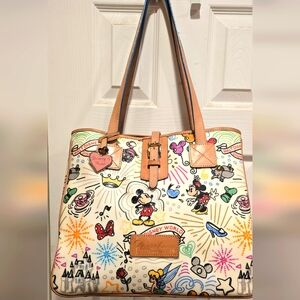 Dooney & Bourke Disney Parks Large Sketch Tote Like New W/ Orig Tag COLLECTIBLE